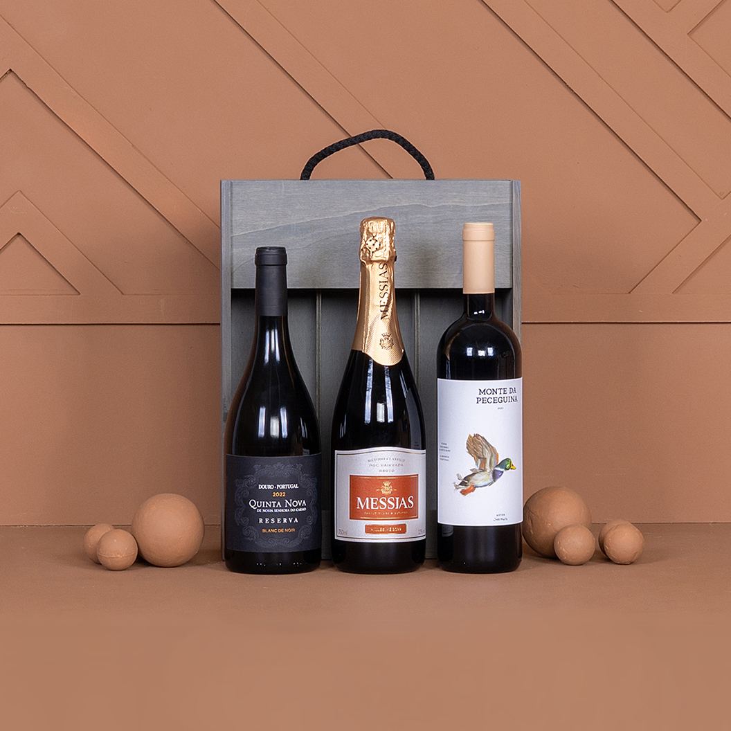 Vinho para natal num cabaz personalizado