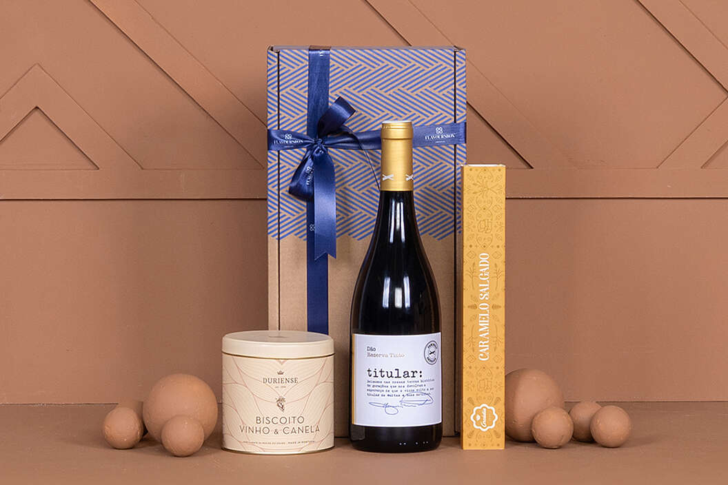 Cabaz de vinhos para oferta natalícia